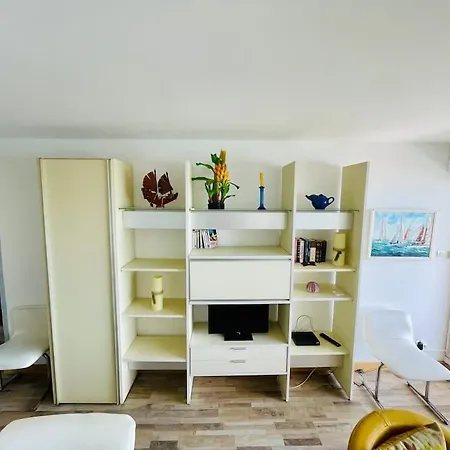 Cap D T3 , Plage De La Conque , Vue Port , Fort Brescou אגדה